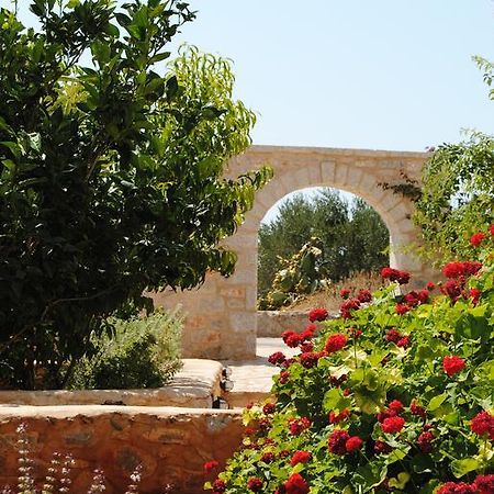 Отель Pirgoi Edem Pyrgos Dirou Экстерьер фото